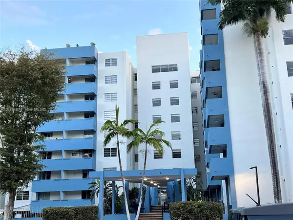 5050 NW 7th St #220, Miami, FL 33126