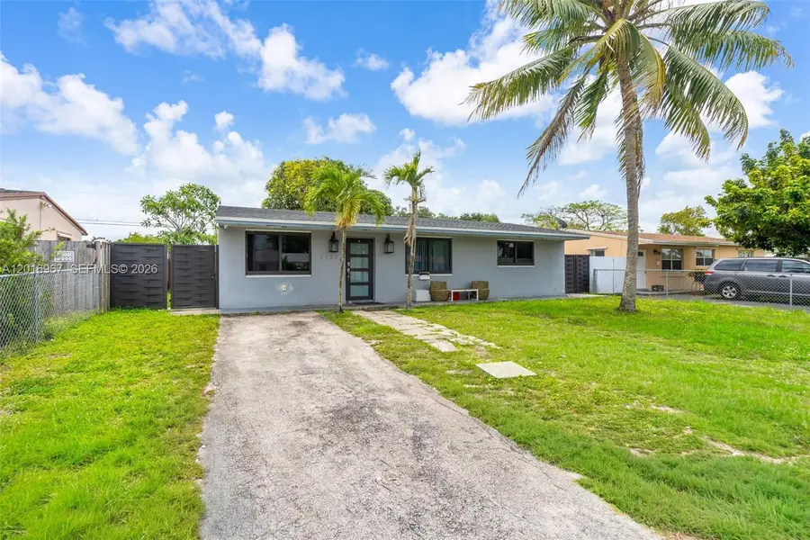1121 N 71st Ave, Hollywood, FL 33024 - #2