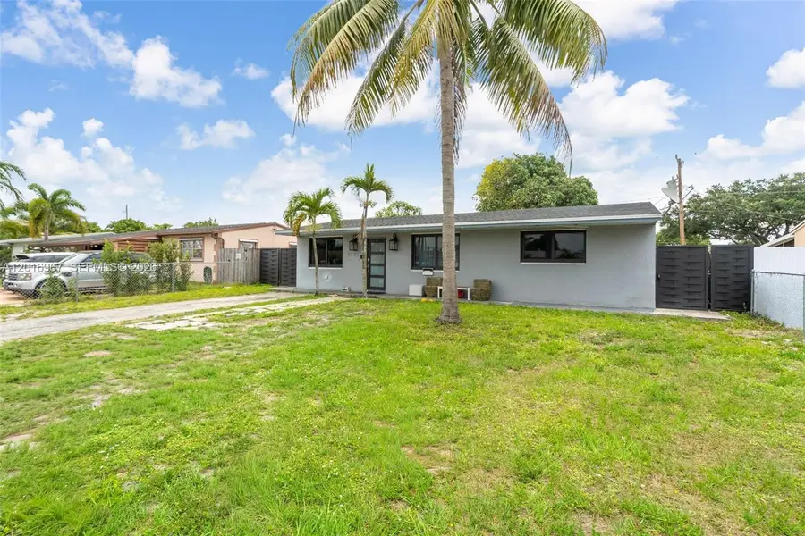 1121 N 71st Ave, Hollywood, FL 33024 - #3