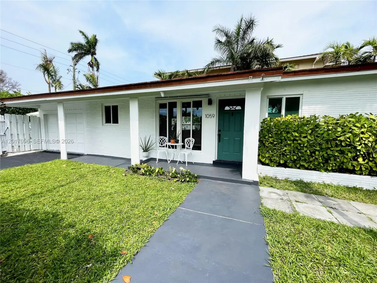 1059 Washington St, Hollywood, FL 33019 - #1
