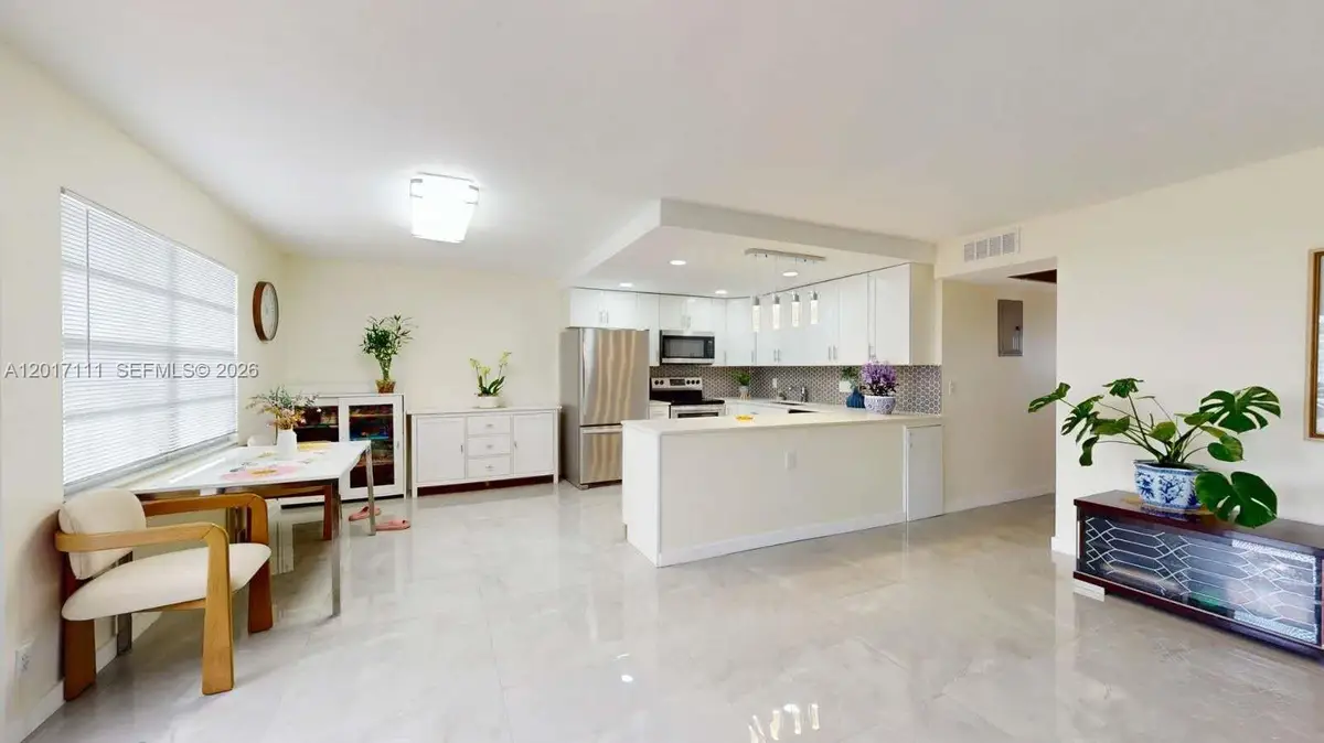 325 Wellington G #G, West Palm Beach, FL 33417 - #1