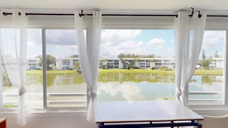 325 Wellington G #G, West Palm Beach, FL 33417 - #2