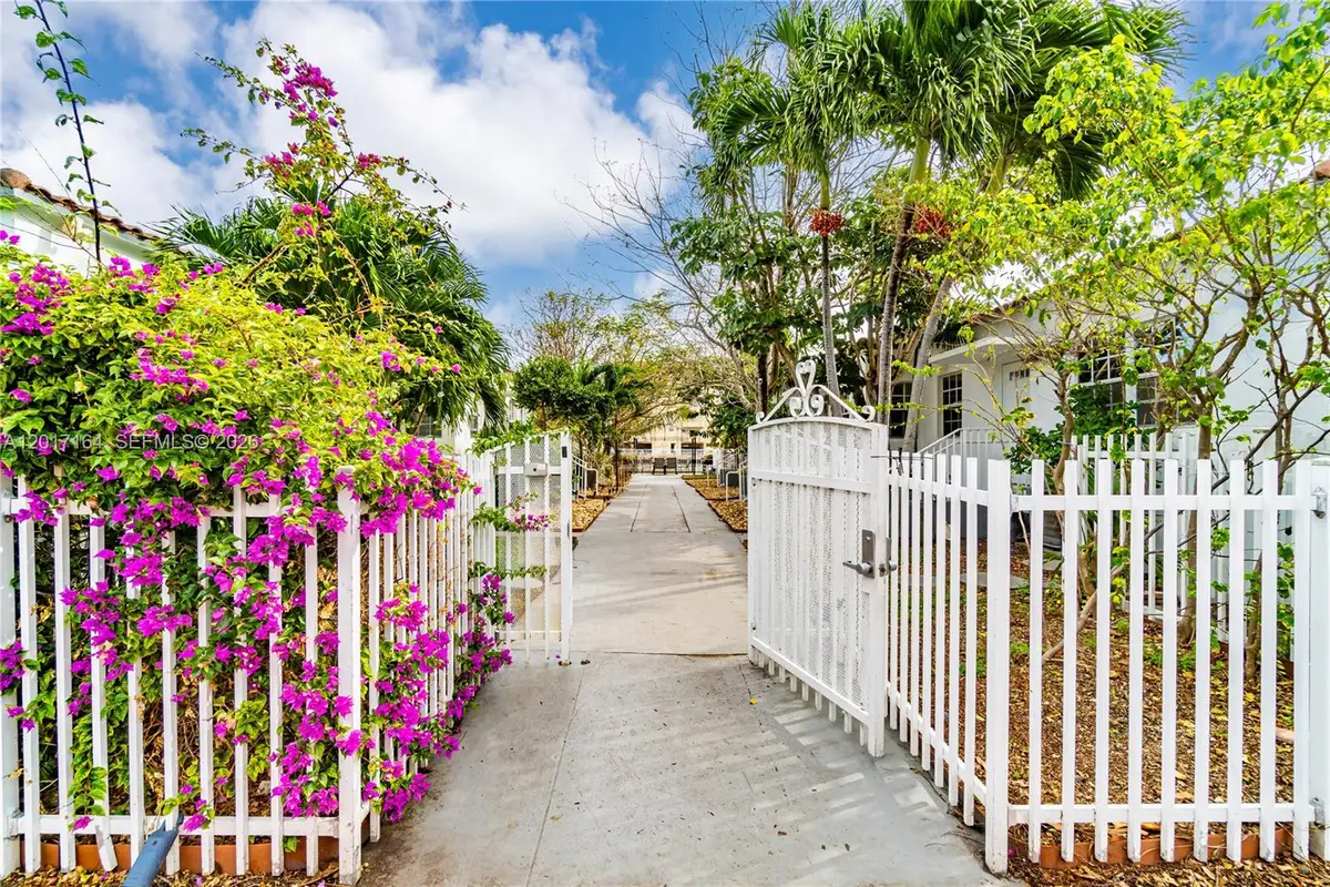 8401 Crespi Blvd #3, Miami Beach, FL 33141 - #1