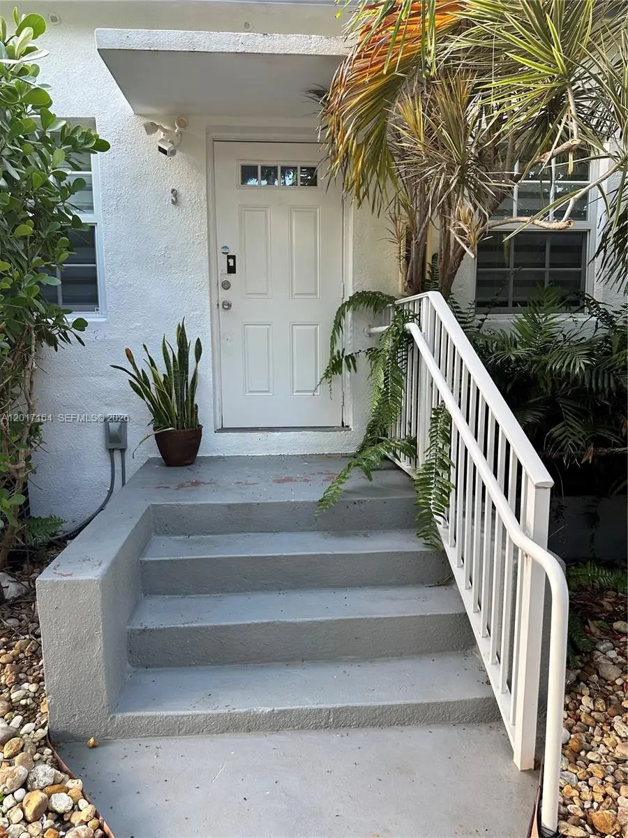 8401 Crespi Blvd #3, Miami Beach, FL 33141 - #2