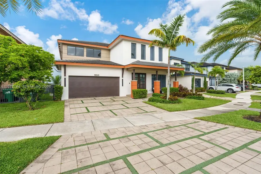 15540 NW 88th Ave, Miami Lakes, FL 33018 - #2