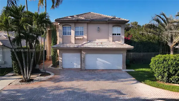 10773 NW 73rd Ter, Doral, FL 33178