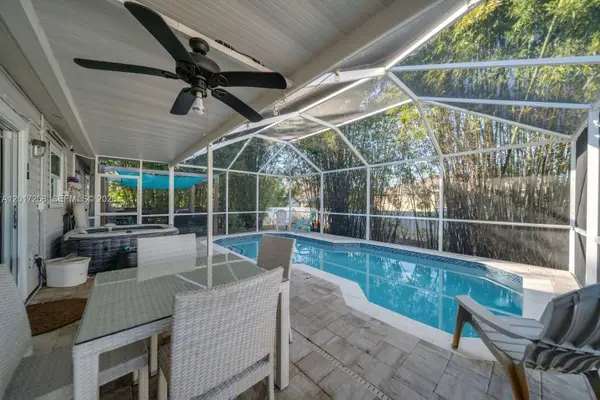 8341 Cardinal Rd, Fort Myers, FL 33967
