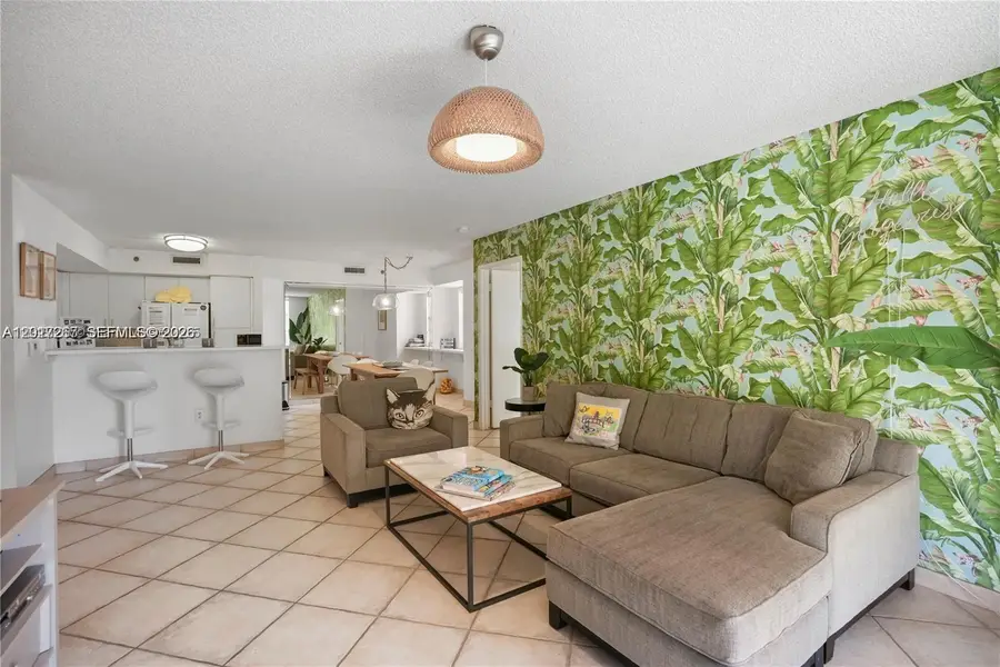 19555 E Country Club Dr #8502, Aventura, FL 33180 - #3