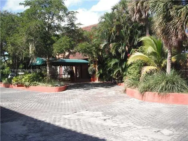 660 Tennis Club Dr #101, Fort Lauderdale, FL 33311 - #2