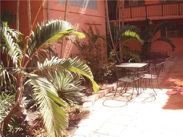 660 Tennis Club Dr #101, Fort Lauderdale, FL 33311 - #3
