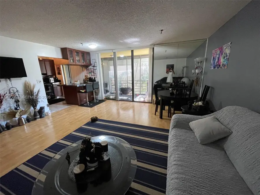 671 NE 195th St #207-E, Miami, FL 33179 - #2