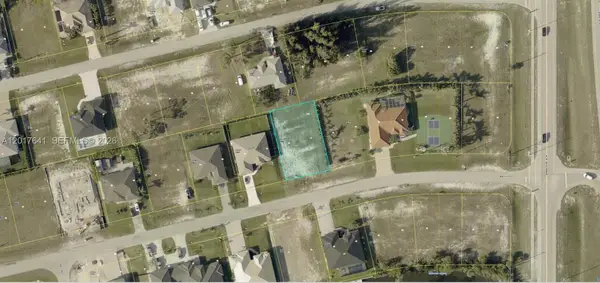 3217 NW 21st St, Cape Coral, FL 33993