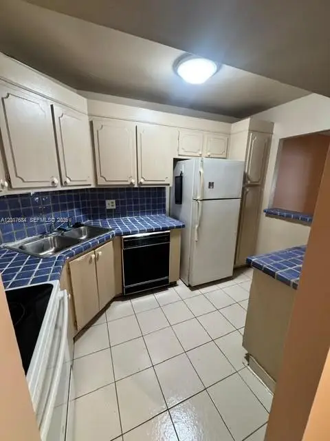 Address Withheld By Seller, Lauderhill, FL 33319 - #3