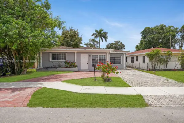 2844 Funston St, Hollywood, FL 33020