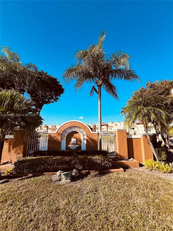 380 NW 85th Pl #1406, Miami, FL 33126