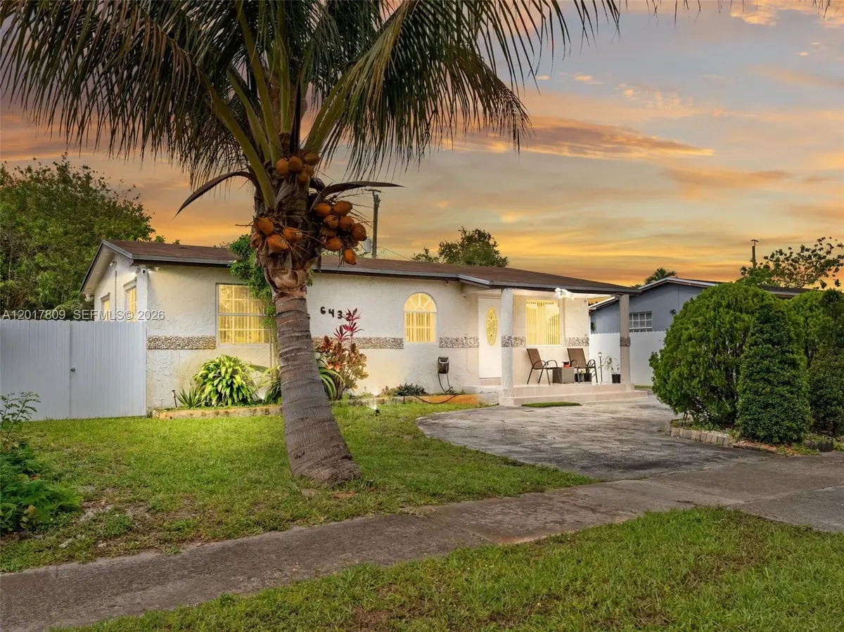 6432 Perry St, Hollywood, FL 33024 - #1