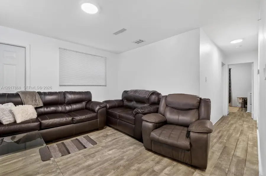 726 Phippen Waiters Rd, Dania Beach, FL 33004 - #3