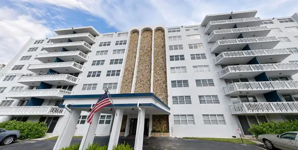 401 NE 14th Ave #507, Hallandale Beach, FL 33009