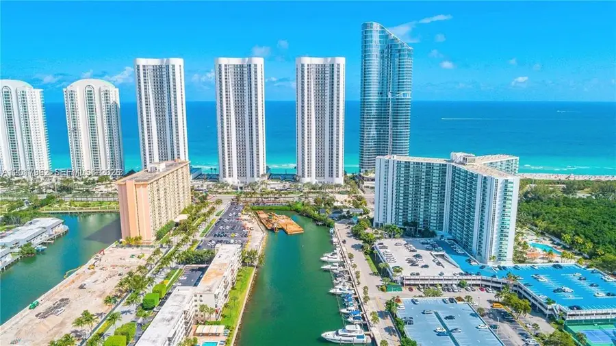 100 Bayview Dr #309, Sunny Isles Beach, FL 33160 - #2
