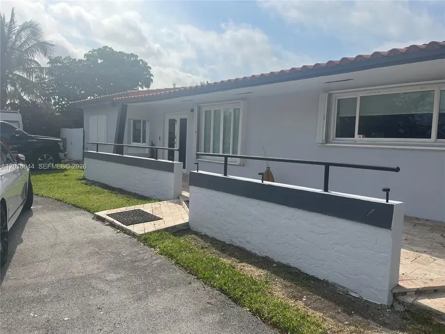 9260 SW 164th St, Palmetto Bay, FL 33157 - #2