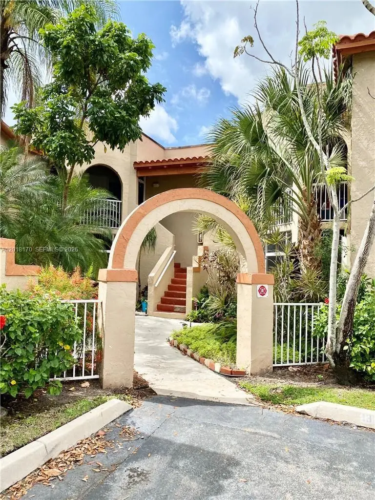 365 SW 86th Ave #203, Pembroke Pines, FL 33025 - #1