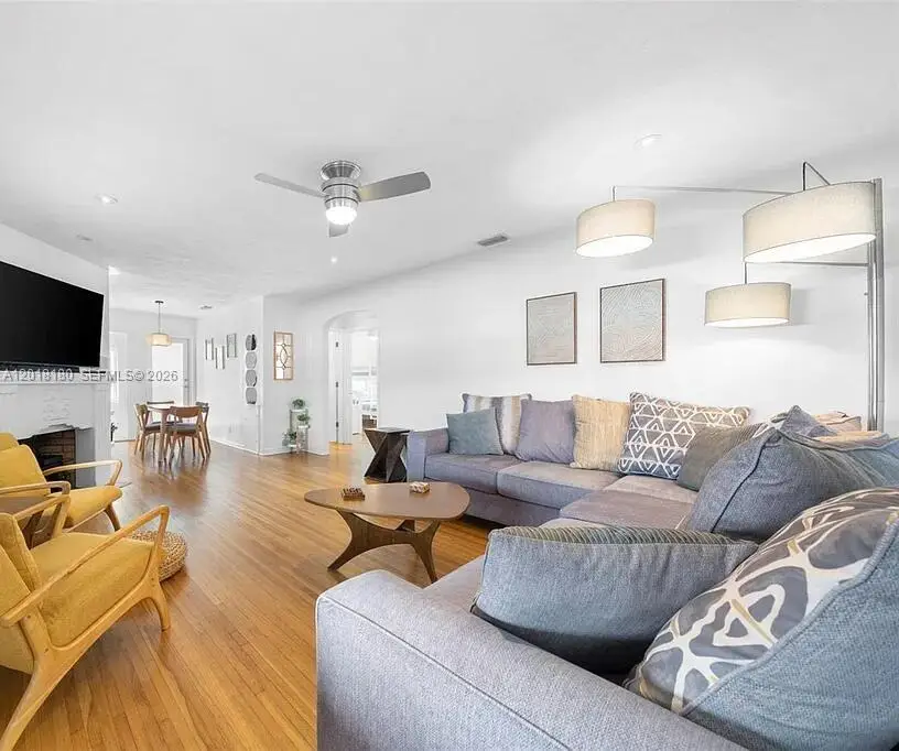 1617 NE 3rd Ct, Fort Lauderdale, FL 33301 - #3