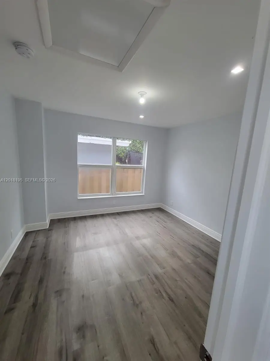 1809 NW 8th Pl, Fort Lauderdale, FL 33311 - #2