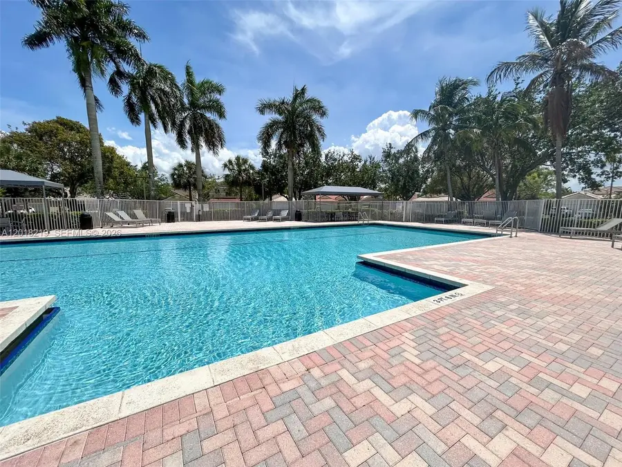 2042 Madeira Dr, Weston, FL 33327 - #3