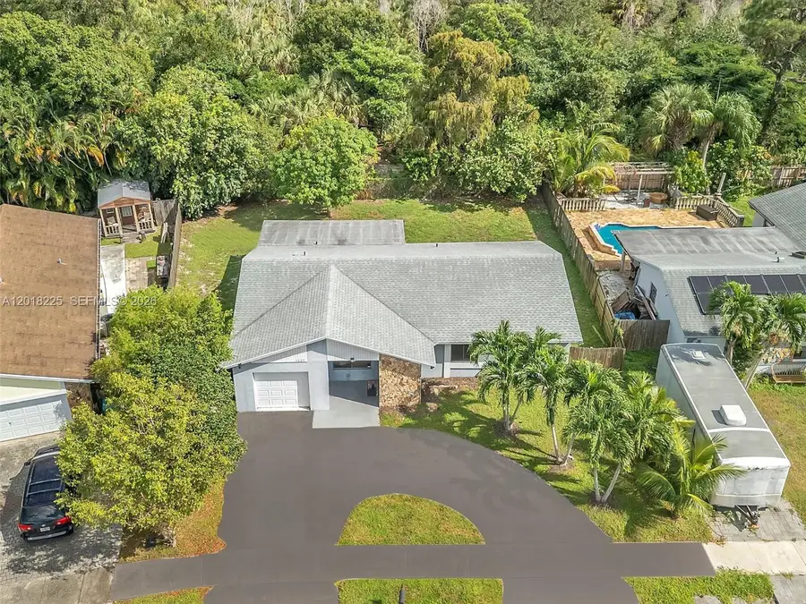 1027 SW 49th Ter, Margate, FL 33068 - #3