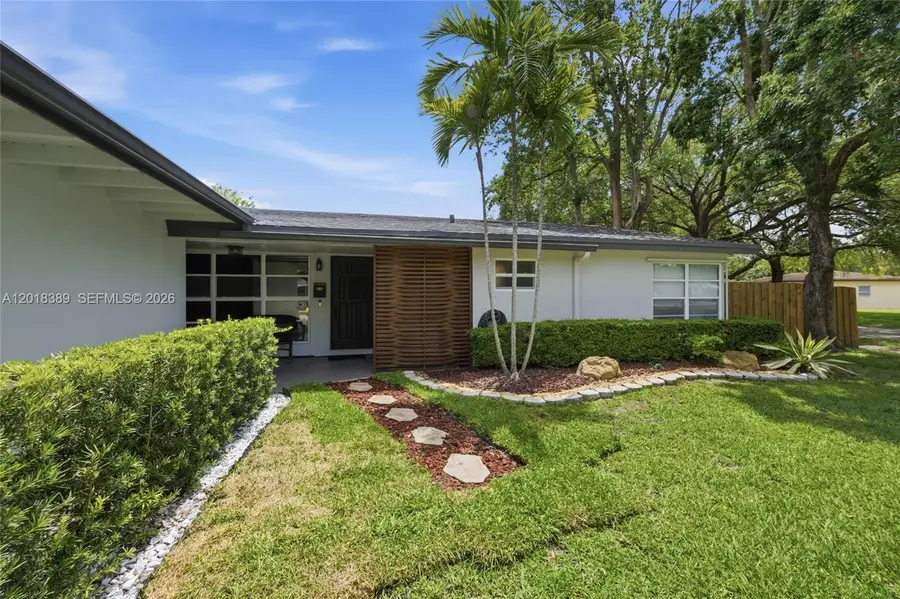109 S 57th Ave, Hollywood, FL 33023 - #2