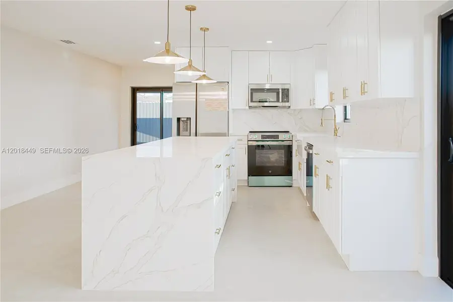 3983 SW 2nd St, Miami, FL 33134 - #3