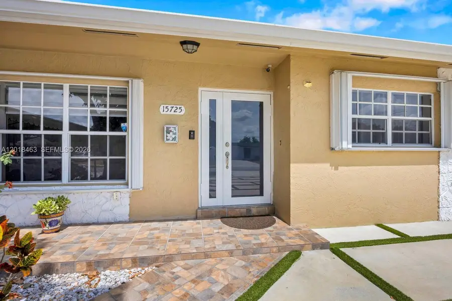 15725 SW 102nd Pl, Miami, FL 33157 - #2