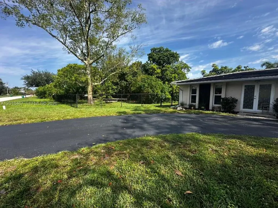 11901 NW 25th St, Plantation, FL 33323 - #3