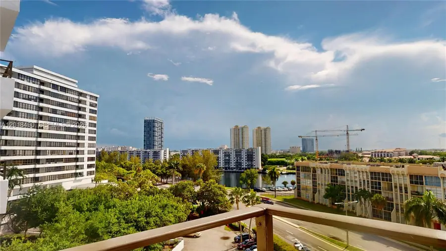 600 Three Islands Blvd #607, Hallandale Beach, FL 33009 - #2