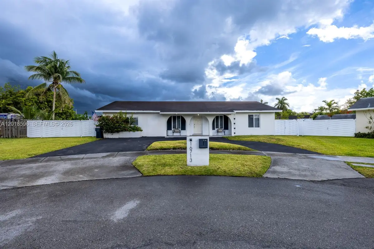 16713 SW 107th Pl, Miami, FL 33157 - #1