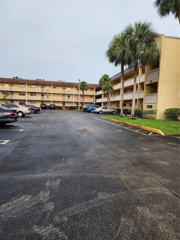 5750 NW 64th Ave #303, Tamarac, FL 33319