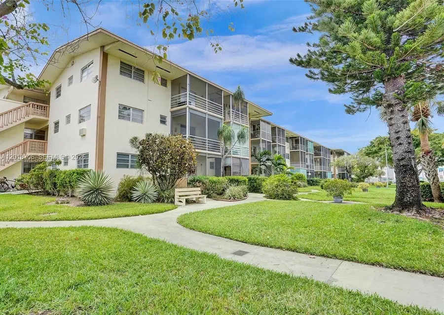 17090 NE 14th Ave #312, North Miami Beach, FL 33162 - #3