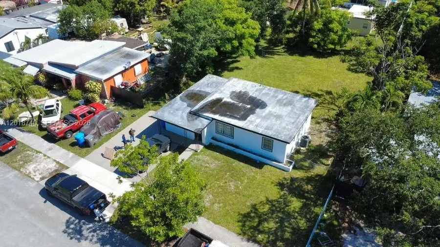 33 Allen Rd, West Park, FL 33023 - #3