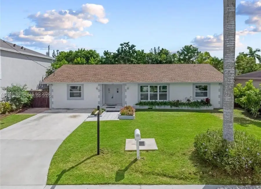 3457 NE 2nd St, Homestead, FL 33033 - #2