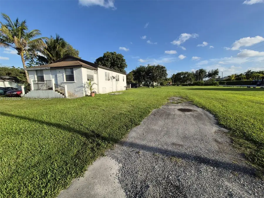 1880 NW 111th St, Miami, FL 33167 - #3