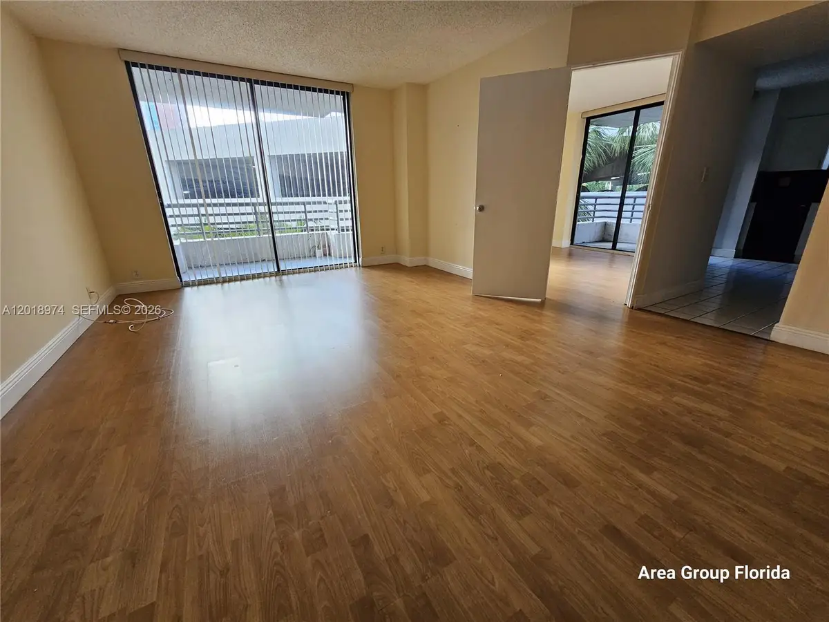 3300 NE 191st St #318, Aventura, FL 33180 - #1