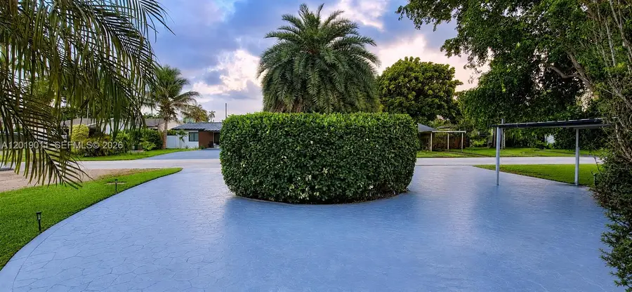 351 NE 117th St, Miami, FL 33161 - #2