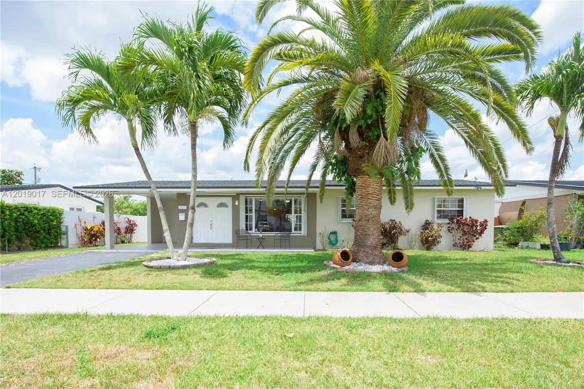 731 NW 17th St, Homestead, FL 33030 - #1