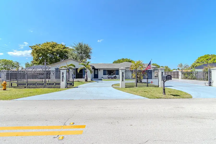 16181 SW 284th St, Homestead, FL 33033 - #2