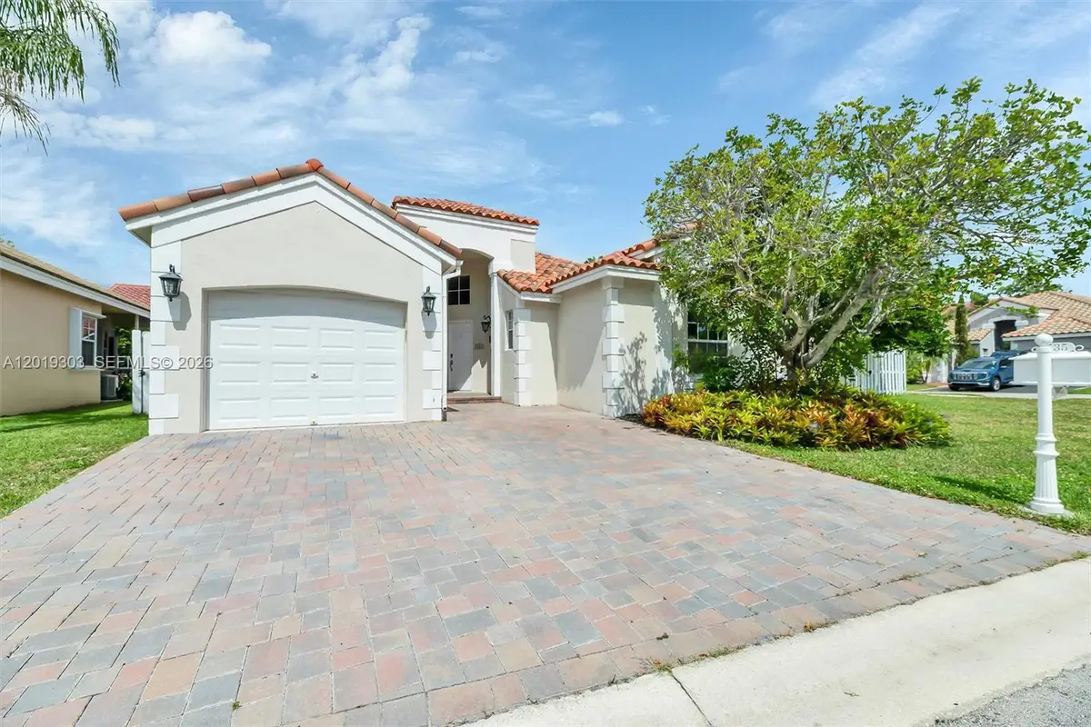 535 Somerset Way, Weston, FL 33326 - #1
