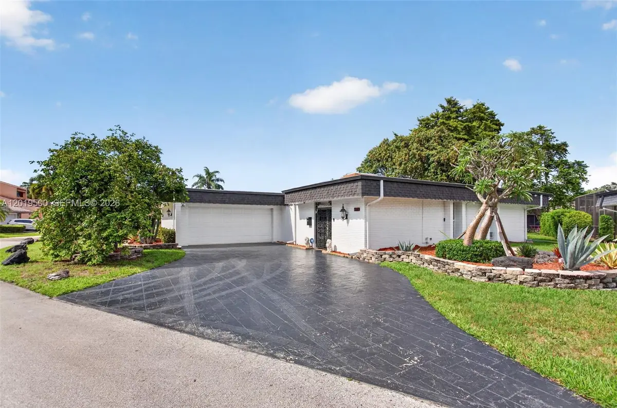 4806 Banyan Ln, Tamarac, FL 33319 - #1