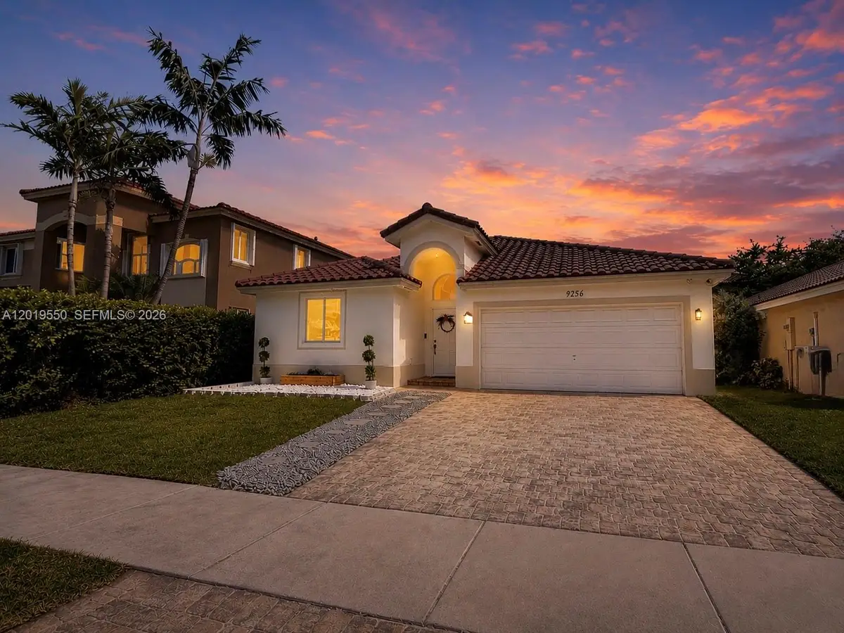9256 SW 209th Ter, Cutler Bay, FL 33189 - #1