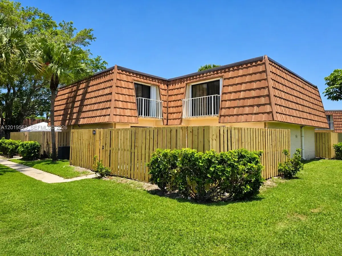 824 Blue Ridge Cir, West Palm Beach, FL 33409 - #1