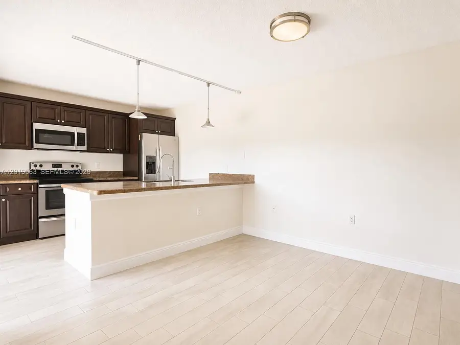 824 Blue Ridge Cir, West Palm Beach, FL 33409 - #2