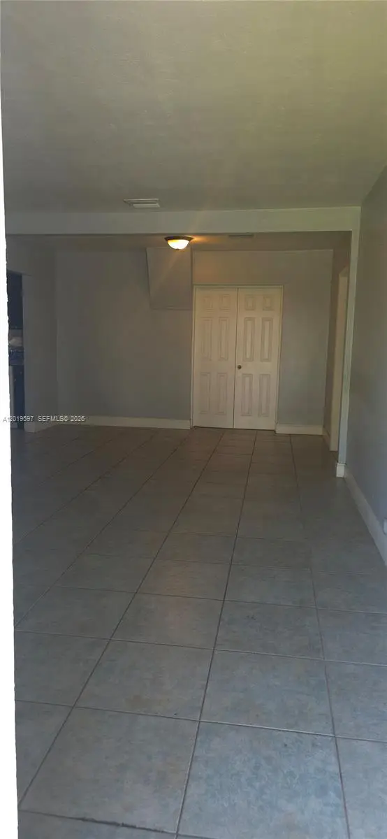 3330 Auburn Blvd, Fort Lauderdale, FL 33312 - #2